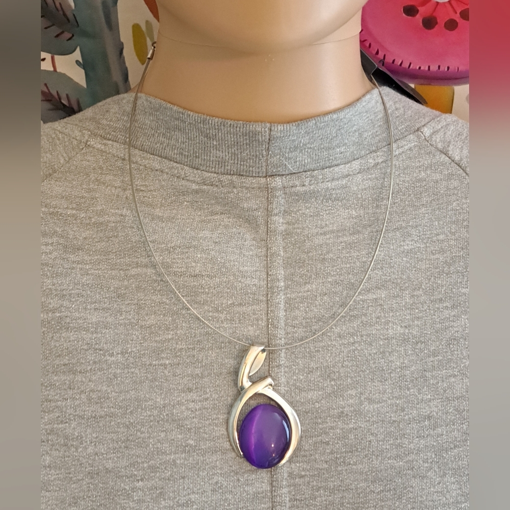 New With Tags Chic Silver and Purple Pendant Necklace